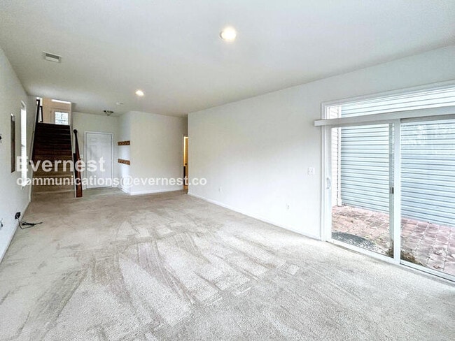 Building Photo - 43 Shepherds Hook Way