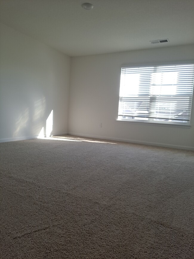 Building Photo - 144 Ibis Loop