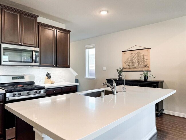 Building Photo - 2206 Islawild Wy