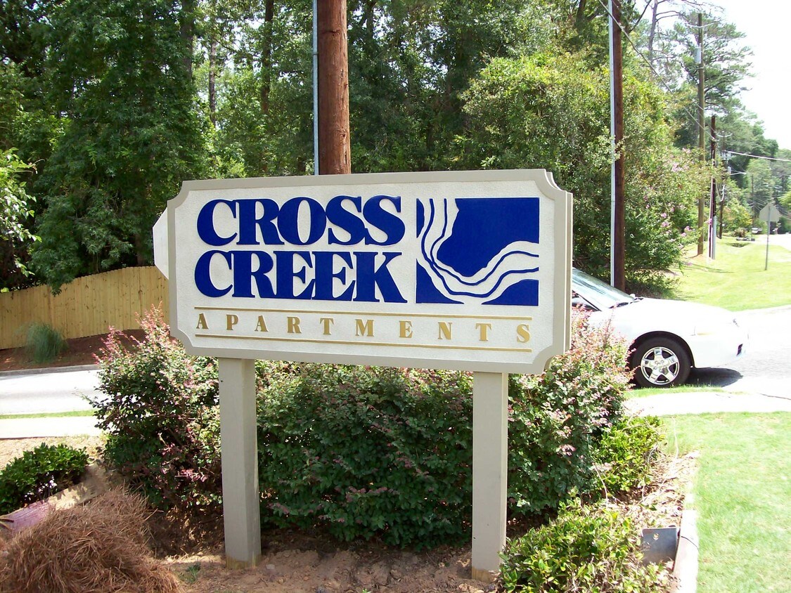 Cross Creek Apartments Columbus