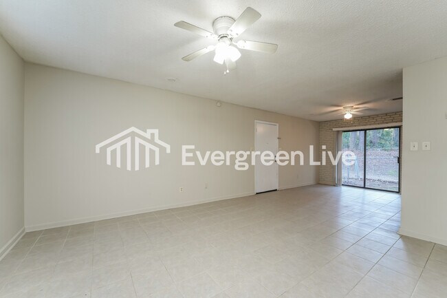 Building Photo - 5355 Bleckley Ct