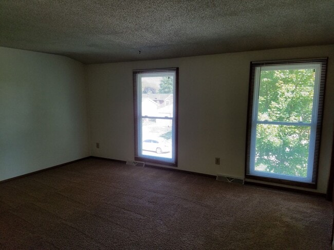 Building Photo - 205-207-207 Westgate Ave