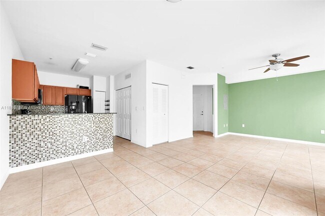 Building Photo - 10870 NW 88th Terrace