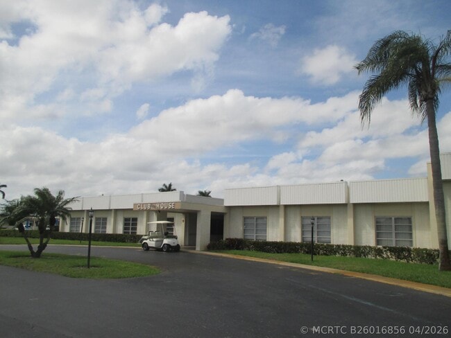 Building Photo - 2951 Ashley Dr W