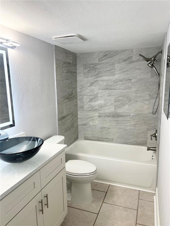 Building Photo - 4550 Overlook Dr NE