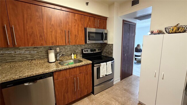 Building Photo - 3300 NE 192 St