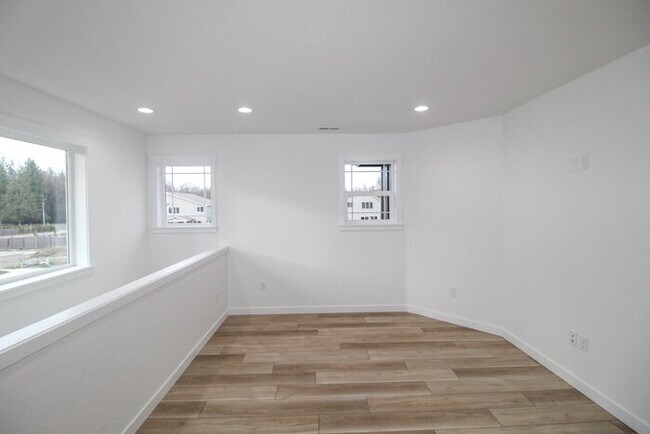 Building Photo - BRAND NEW HOME WITH ALL THE UPGRADES 4bed 2.5bath 2326sf 2 Car Garage