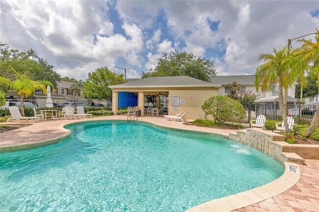 Building Photo - 13298 Thoroughbred Loop