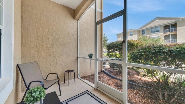 Building Photo - 2303 Butterfly Palm Way