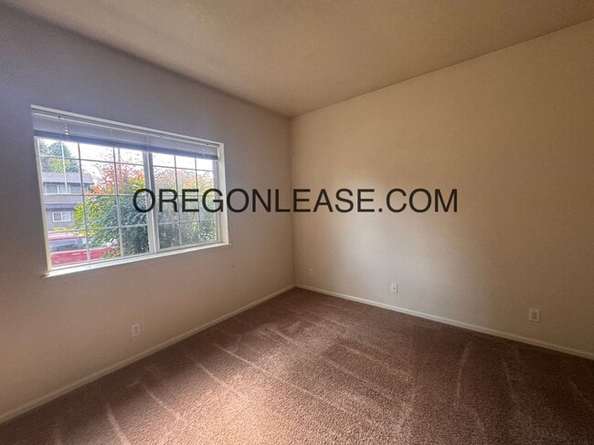 Building Photo - 3386/3390 Arrowhead st