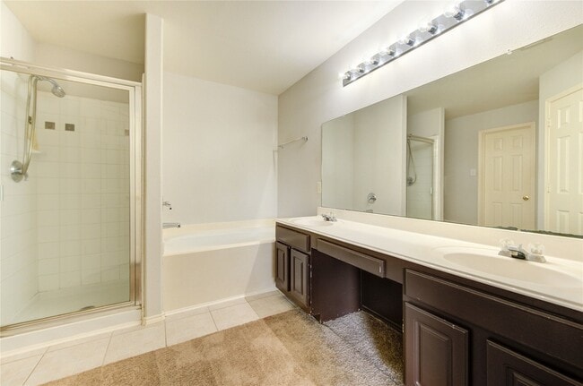 Building Photo - 19814 Lindenfield Pl