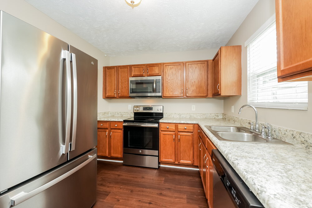 Building Photo - 5576 Dory Dr