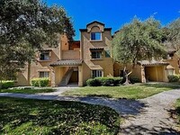 Building Photo - Resort living in Siena Hills-Condo with Pool, Gym and more!