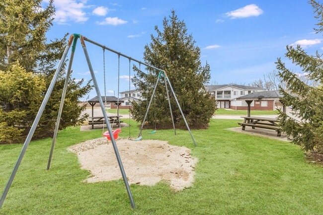 Building Photo - 8055 Lexington Pl