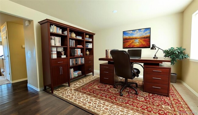 Building Photo - 6767 Sandyford Lane