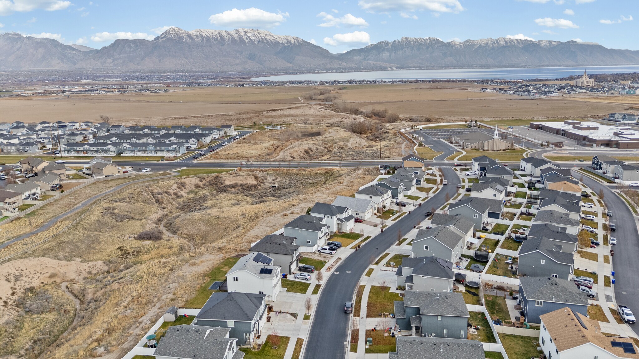 Building Photo - 4877 E Silver Ridge Rd