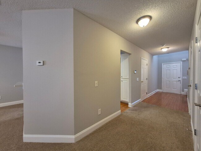 Building Photo - Bright and Spacious 3BR/2.5BA Townhome in Prime Lawrenceville Location