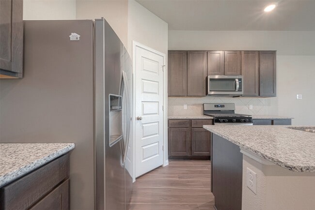 Building Photo - 5318 Briana Dee Dr