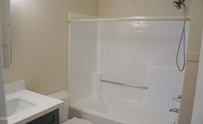 Building Photo - 2201 N Comanche Dr