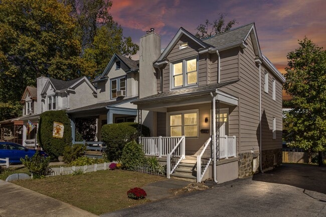 Building Photo - 521 Homewood Ave