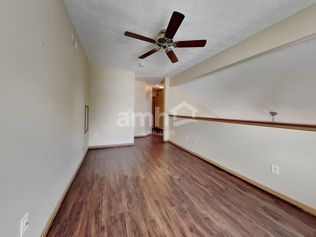 Building Photo - 1302 Shannon Ln