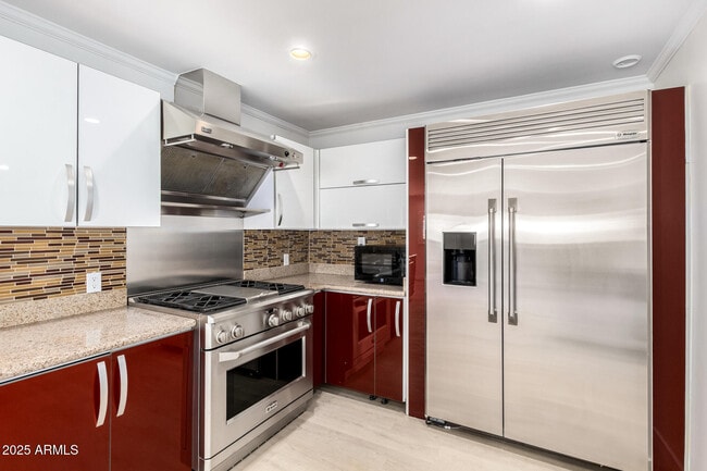 Building Photo - 1606 W Keim Dr