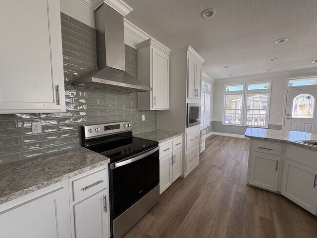 Building Photo - 1009 Morgan Jones Dr