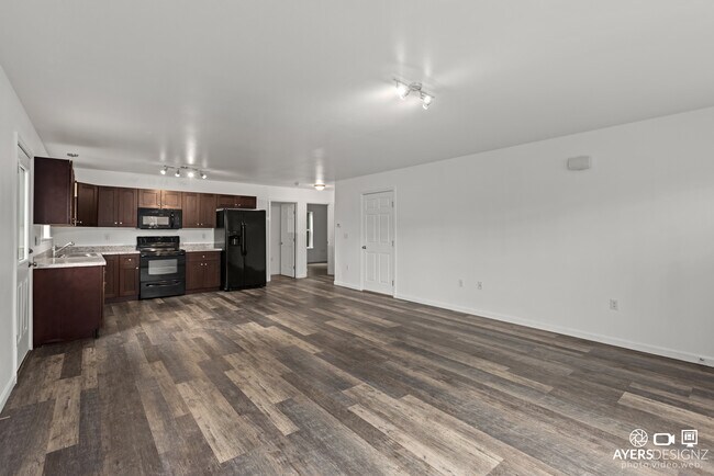 Building Photo - 3305 Togiak St unit C