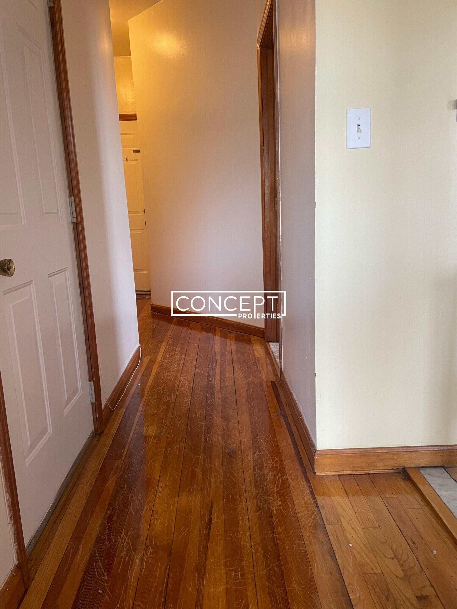 Building Photo - 369A Centre St