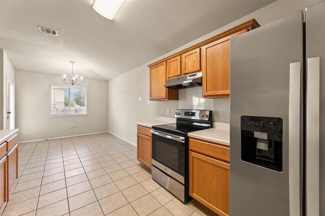 Building Photo - 4807 Golden Gate Dr