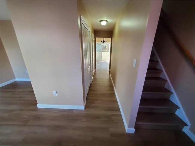 Building Photo - 35 Mapleville Main