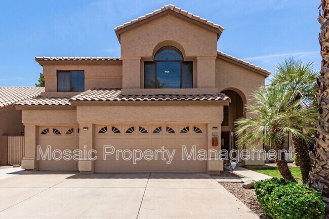 Primary Photo - 1819 E Cascade Dr