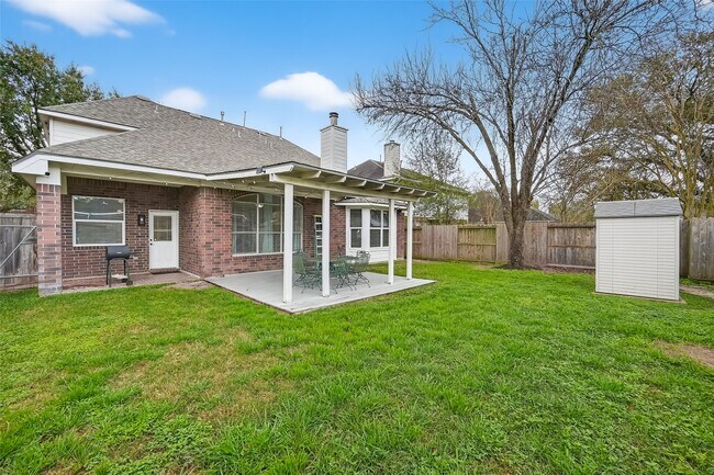 Building Photo - 19715 Azalea Brook Way