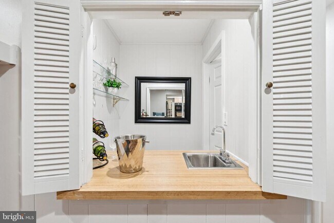 Building Photo - 13204 Lantern Hollow Dr