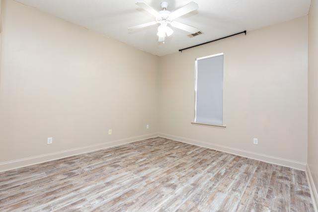 Building Photo - 4001 Ellington Dr