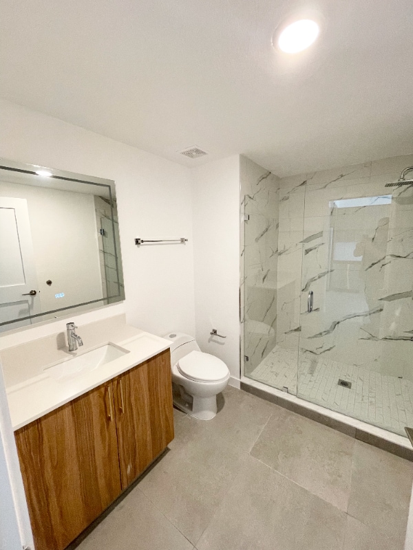 Building Photo - 1901 Van Buren St