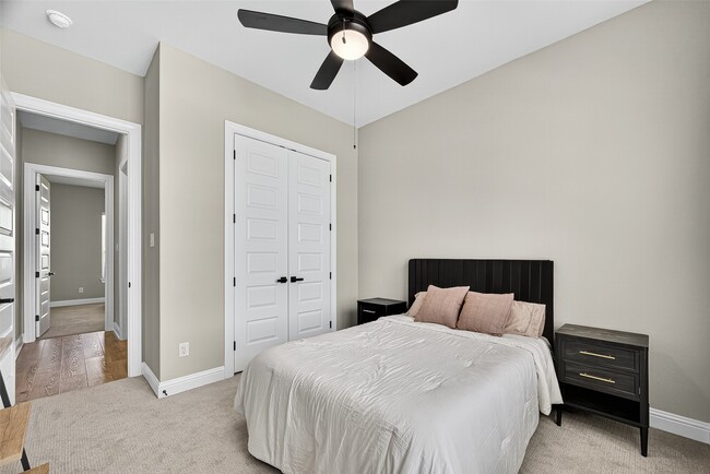 Building Photo - 2135 Tioga Vw Dr