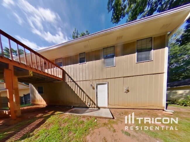 Building Photo - 5708 St Thomas Dr