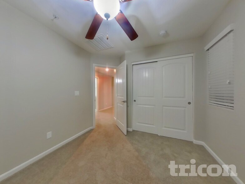 Building Photo - 12570 W Mazatzal Dr