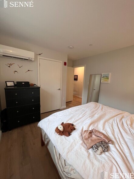 Building Photo - 9 Soden St
