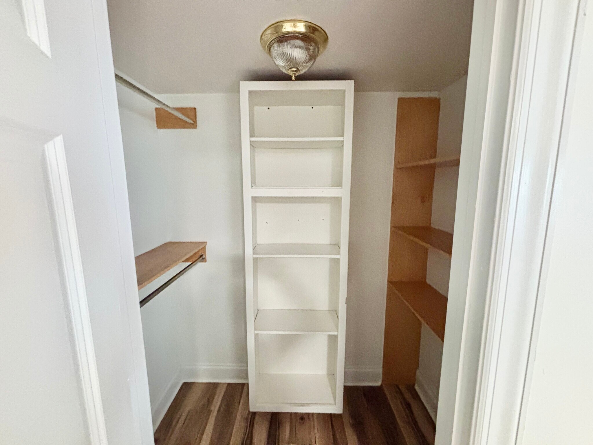 Walk-in closet - 520 Fremont St