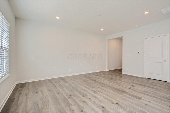 Building Photo - 1495 Jarry Ave