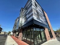 Building Photo - 21 Summer St