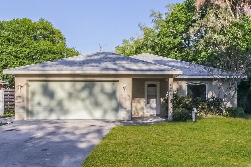 Primary Photo - 4652 Ardale St