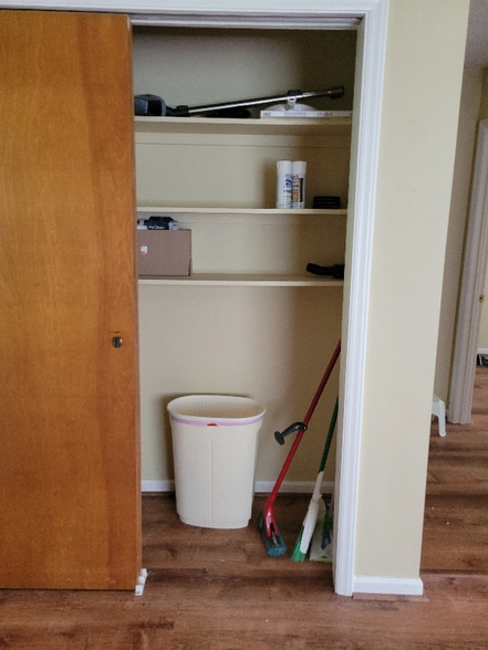 Building Photo - 2726 Riverside Rd