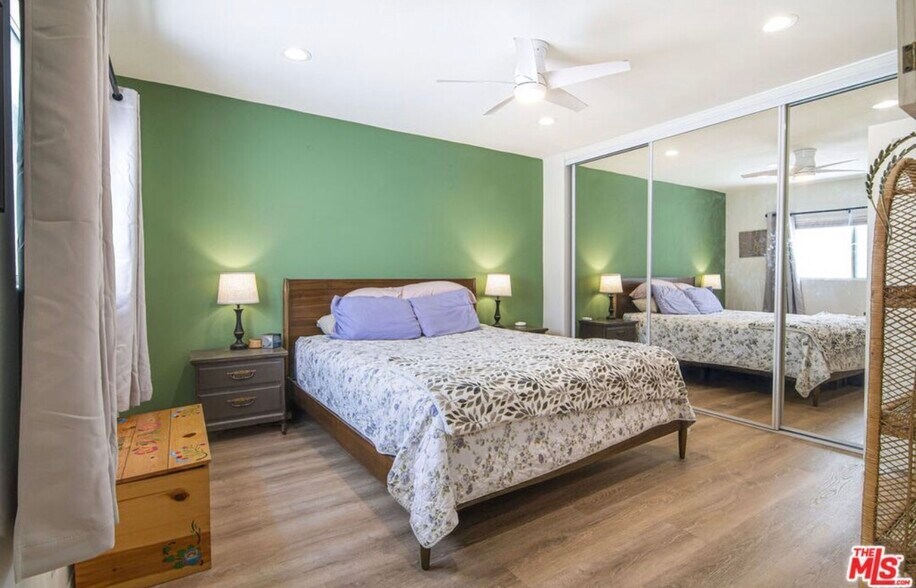 Building Photo - 4358 Mammoth Ave