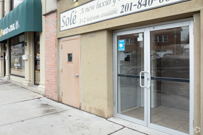Entrance - Sole