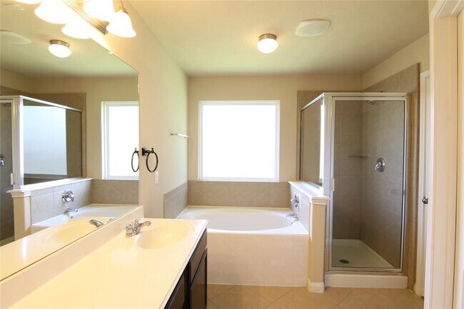 Building Photo - 3431 Lilac Ranch Dr