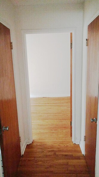 Building Photo - 6842 Montgomery Rd