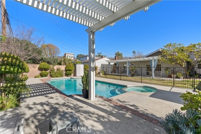 Building Photo - 351 S Parish Pl